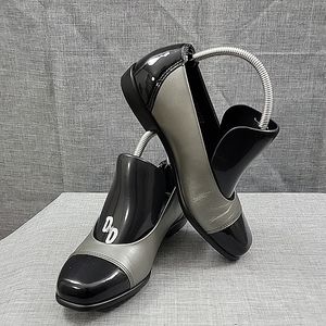 SAS Coco slip-on loafer Gray / black leather cap toe women's sz 5